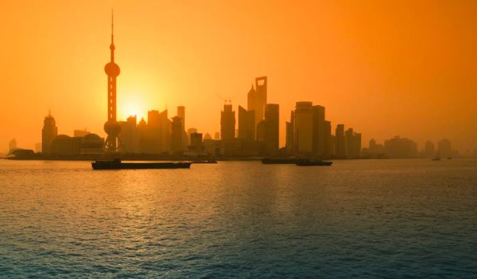Flickr.com/creativecommons. Shanghai Sunrise by Jose Maria Cuellar (CC BY-NC 2.0) shangsun